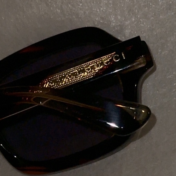 Gucci glasses - Picture 2 of 3